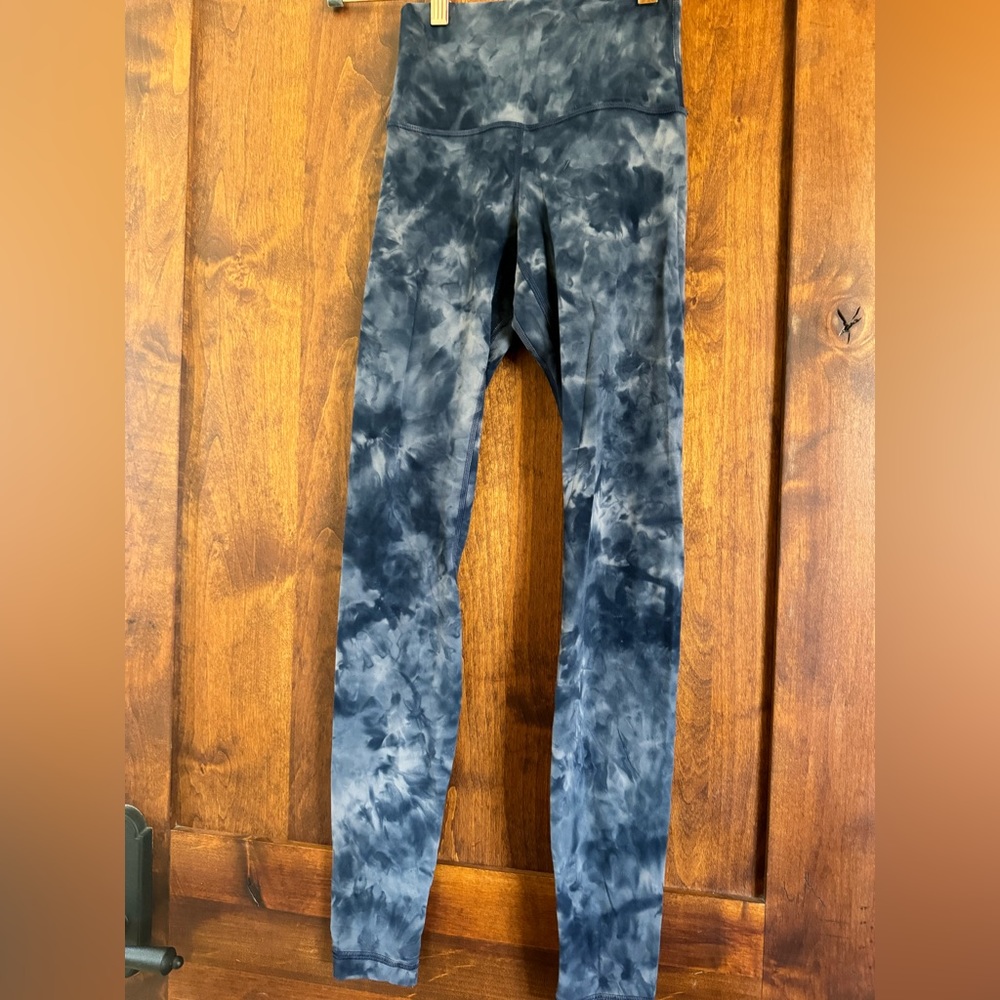 Lululemon Align Size 2 Diamond Dye Pitch Grey Graphite Grey (High waisted)